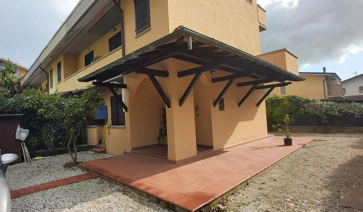 Holiday home Villetta Positano Torre del Lago Puccini